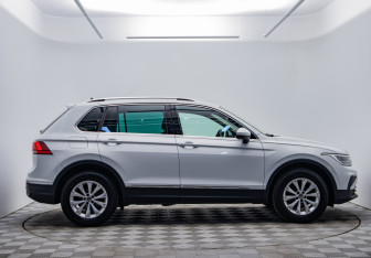 Подержанный автомобиль Volkswagen Tiguan 2020 года (4 фото)