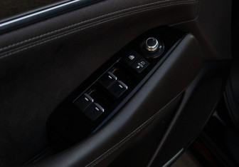Подержанный автомобиль Mazda 6 Sedan 2019 года (18 фото)
