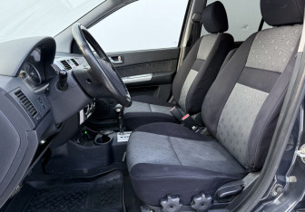 Подержанный автомобиль Hyundai Getz 2007 года (10 фото)