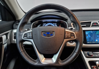 Подержанный автомобиль Geely Atlas 2021 года (21 фото)