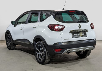 Подержанный автомобиль Renault Kaptur 2018 года (7 фото)