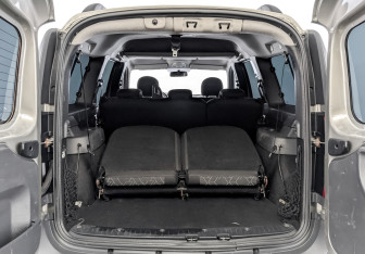 Подержанный автомобиль LADA (ВАЗ) Largus Wagon 2021 года (10 фото)