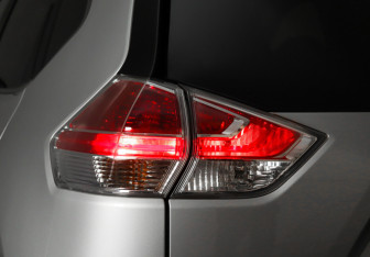 Подержанный автомобиль Nissan X-Trail 2015 года (20 фото)