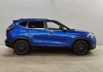Подержанный автомобиль Kia Seltos 2021 года (4 фото)