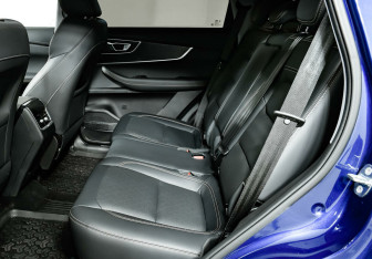 Подержанный автомобиль Chery Tiggo 8 2023 года (14 фото)