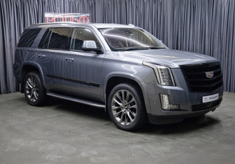 Подержанный автомобиль Cadillac Escalade Suv 2020 года (3 фото)