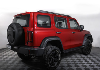 Подержанный автомобиль Tank 300 2024 года (5 фото)