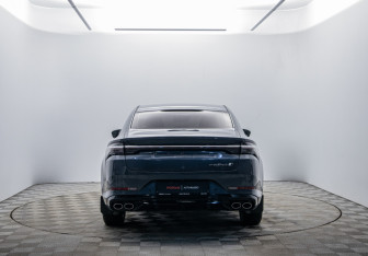 Подержанный автомобиль Geely Preface 2024 года (6 фото)