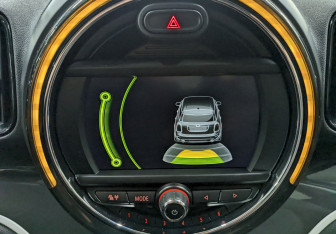 Подержанный автомобиль MINI Countryman 2017 года (28 фото)