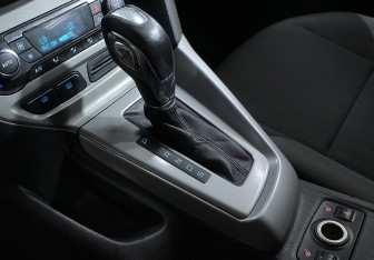 Подержанный автомобиль Ford Focus Hatchback 2012 года (12 фото)