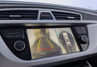 Подержанный автомобиль Geely Atlas 2019 года (16 фото)