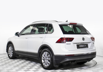 Подержанный автомобиль Volkswagen Tiguan 2017 года (7 фото)