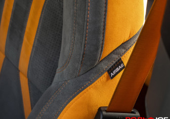 Подержанный автомобиль Zeekr 001 2023 года (17 фото)