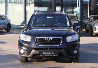Подержанный автомобиль Hyundai Santa Fe 2011 года (2 фото)