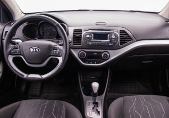 Подержанный автомобиль Kia Picanto 2011 года (12 фото)
