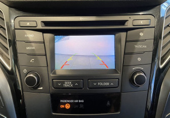 Подержанный автомобиль Hyundai i40 Wagon 2015 года (16 фото)