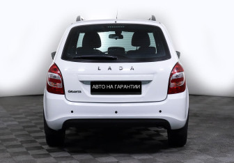 Подержанный автомобиль LADA (ВАЗ) Granta Wagon 2019 года (6 фото)