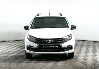 Подержанный автомобиль LADA (ВАЗ) Granta Wagon 2018 года (2 фото)