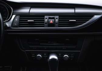 Подержанный автомобиль Audi A6 Sedan 2016 года (14 фото)