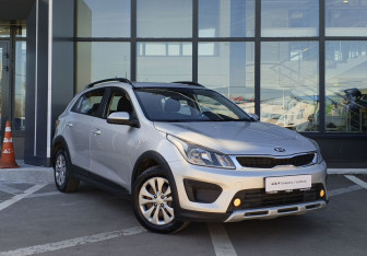 Подержанный автомобиль Kia Rio Hatchback 2018 года (3 фото)