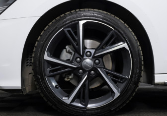 Подержанный автомобиль Audi A3 Hatchback 2021 года (23 фото)