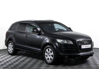 Подержанный автомобиль Audi Q7 2009 года (3 фото)