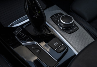 Подержанный автомобиль BMW X3 2020 года (15 фото)