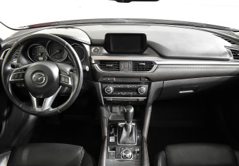 Подержанный автомобиль Mazda 6 Sedan 2016 года (10 фото)