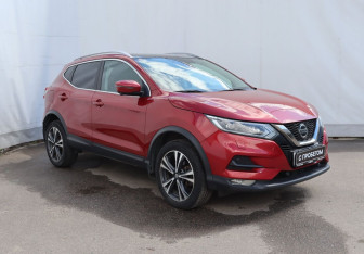 Подержанный автомобиль Nissan Qashqai 2020 года (3 фото)