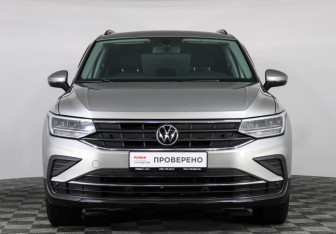 Подержанный автомобиль Volkswagen Tiguan 2021 года (2 фото)