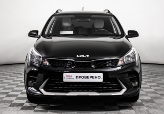 Подержанный автомобиль Kia Rio Hatchback 2021 года (2 фото)