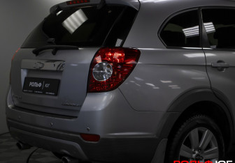 Подержанный автомобиль Chevrolet Captiva 2008 года (23 фото)