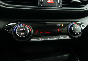 Подержанный автомобиль Kia Cerato Sedan 2020 года (17 фото)