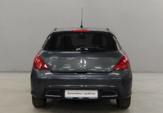 Подержанный автомобиль Peugeot 308 Hatchback 2010 года (6 фото)