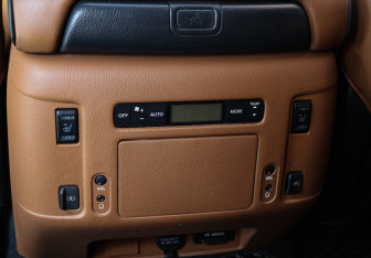 Подержанный автомобиль Infiniti QX80 2020 года (12 фото)