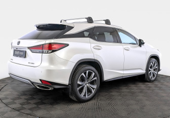 Подержанный автомобиль Lexus RX 2021 года (5 фото)