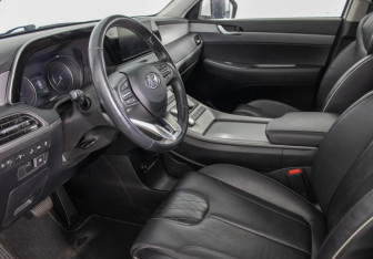 Подержанный автомобиль Hyundai Palisade 2019 года (10 фото)