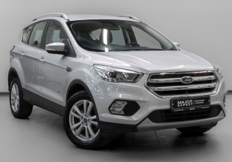 Подержанный автомобиль Ford Kuga 2018 года (3 фото)