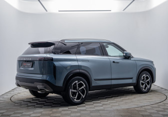 Подержанный автомобиль Jaecoo J7 2023 года (5 фото)