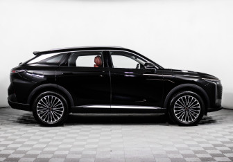 Подержанный автомобиль Exeed RX 2023 года (4 фото)