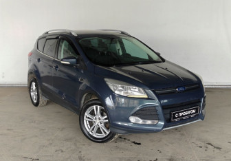 Подержанный автомобиль Ford Kuga 2013 года (3 фото)
