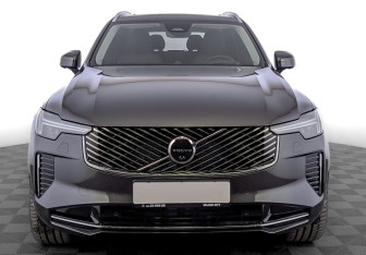 Новый Volvo XC90 2025 (5 фото)