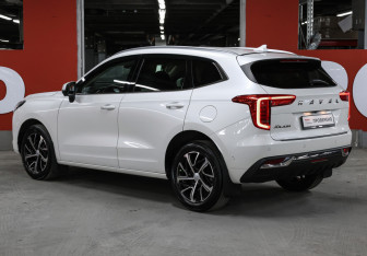 Подержанный автомобиль Haval Jolion 2022 года (7 фото)