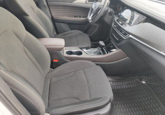 Подержанный автомобиль Changan CS35PLUS 2019 года (9 фото)