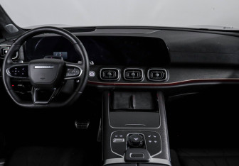 Подержанный автомобиль Jaecoo J8 2024 года (12 фото)