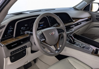 Подержанный автомобиль Cadillac Escalade Suv 2021 года (16 фото)