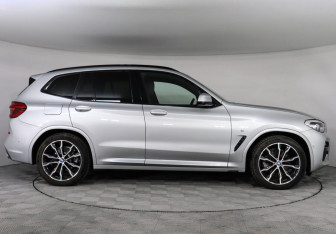 Подержанный автомобиль BMW X3 2019 года (6 фото)
