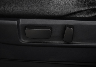 Подержанный автомобиль Mitsubishi Outlander 2013 года (15 фото)