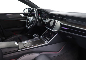 Подержанный автомобиль Audi A7 2019 года (9 фото)