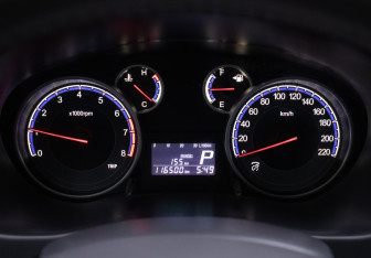 Подержанный автомобиль Suzuki SX4 Hatchback 2010 года (12 фото)